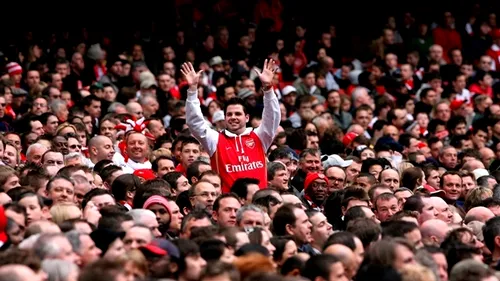 Bătaie de joc pe Anfield. Un fan al lui Arsenal a fost umilit după ce a plătit 52 de lire sterline pe bilet. Ce loc i-a fost rezervat