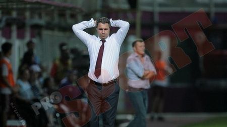 Șumudică: "Sunt supărat! Oțelul a venit numai să stea pe jos!"