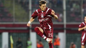 "Am refuzat două milioane de â‚¬ pentru Lazăr! Merită mai mult!"