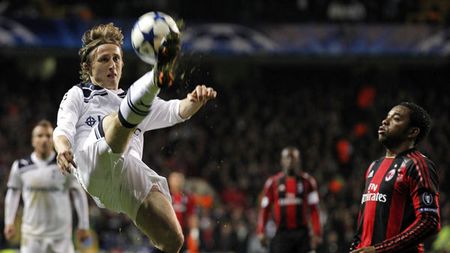 Chelsea îl trimite pe Modric în brațele lui Mourinho!** Real a pregătit o sumă colosală pentru transfer