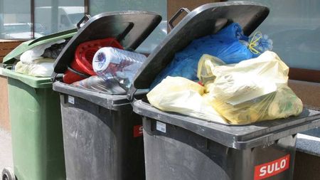 Rapidul nu și-a plătit nici măcar gunoiul!