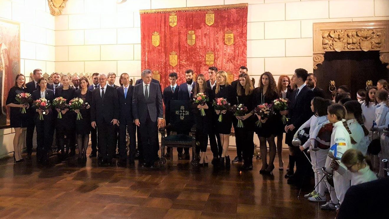FOTO | Scrima s-a încoronat regina sportului într-o gală la Palatul Elisabeta. Scrimerii români au fost premiați pentru performanțele din 2016. Promisiunea lui Covaliu