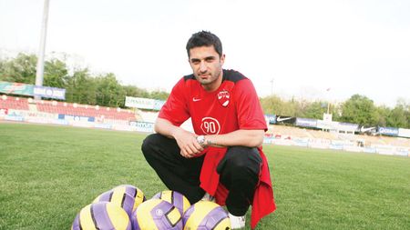 Borcea achită singur salariul lui Claudiu Niculescu