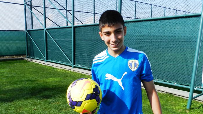 Drumul de la Petrolul la Dortmund, blocat pentru cel mai talentat puști petrolist! Ploieștenii nu-l lasă pe Iulian Ilie să plece la fosta campioană a Germaniei: "Nemții l-au plăcut imediat"