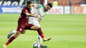 9 dintre cele 12 jocuri din prima etapă a grupelor Cupei României vor fi televizate. Patru meciuri încă n-au decis stadionul gazdă