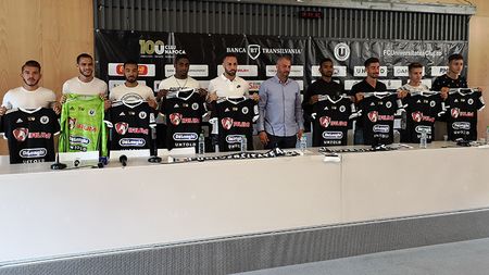 Foştii conducători de la ”U” Cluj, arătaţi cu degetul: ”În vară a fost o politică anti Universitatea Cluj şi anti fotbal.” Bugetul colosal pentru Liga 2 avut la dispoziţie