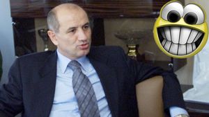 EXCLUSIV / Copos: "Nu mi-e frică de Sandu, îl respect pentru ca a fost un mare fotbalist"