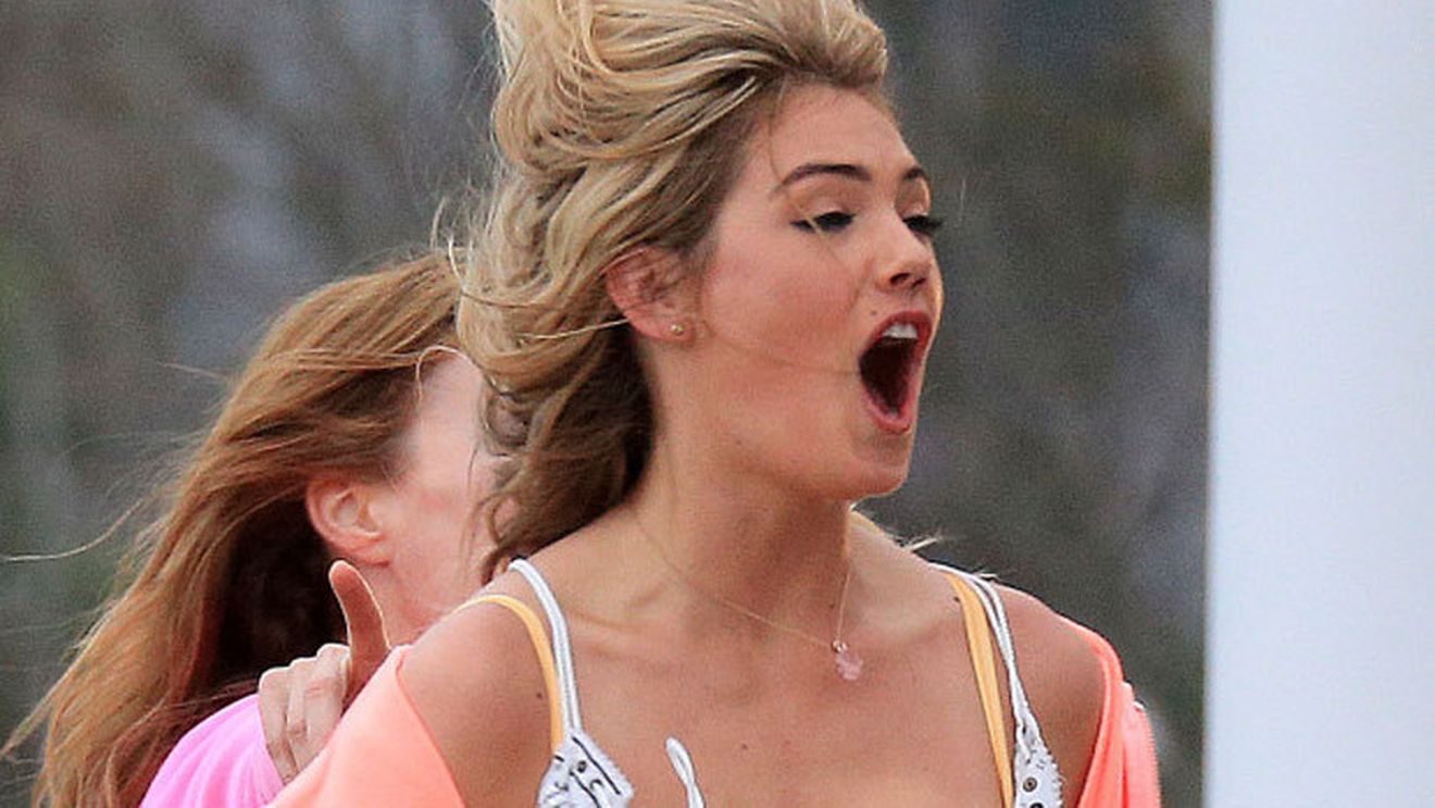 VIDEO Fata care a "oprit" un meci de baschet pe Madison Square Garden a "lovit" din nou