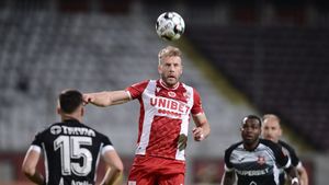 BREAKING NEWS | Dinamo poate pierde licența pentru Liga 1! „Câinii” trebuie să plătească astăzi datoria către Adam Nemec