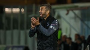 Surpriză uriașă! Fostul jucător al lui AC Milan e numele neașteptat care ar putea fi noul antrenor al lui FCSB