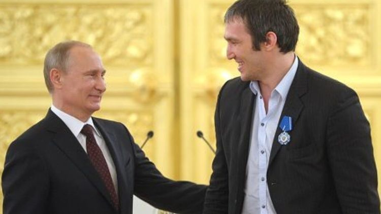 Legendarul sportiv apare într-un clip electoral al Rusiei Unite și reaprinde controversa privind legăturile sale cu Vladimir Putin
