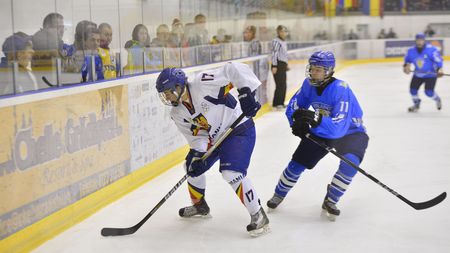 Finlanda, văzută pe vârfuri la Brașov! Hocheiștii nordici au dat gol României la fiecare cinci minute