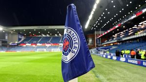 Orgiile de la fostul club al lui Ianis Hagi. Fotbaliștii lui Rangers închiriau camere de hotel pentru fizioterapie, dar le foloseau pentru întâlniri amoroase