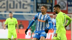 Mirel Rădoi a tras concluziile, după debutul brazilianului Alisson Safira la Universitatea Craiova: „Să sperăm că nu ne-am înşelat"