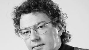 Mircea Sandu? E Dunărea Albastră...