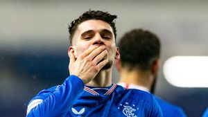 Ianis Hagi, tot mai curajos după meciurile bune de la Glasgow Rangers. „S-a văzut pe teren că eram mai vesel”. Momentul care l-a ajutat să redevină titular în echipa lui Steven Gerrard