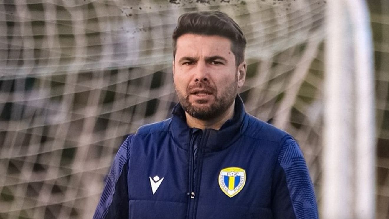 Adrian Mutu a început curățenia la Petrolul! Primul fotbalist la care renunță noul tehnician al ploieștenilor. EXCLUSIV