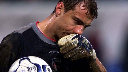 EXCLUSIV | ”Câte mănuși ai acasă?” Răspunsul lui Jerzy Dudek a venit imediat. ”Rivalul” de la care a păstrat un ”suvenir”