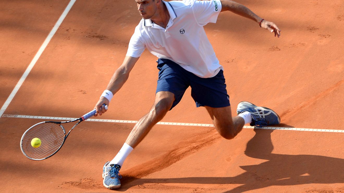 Victor Hănescu s-a calificat în turul doi la challangerul de la Banja Luka