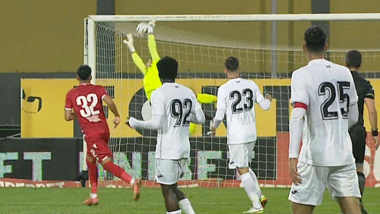 Nu degeaba îl cheamă Ronaldo! Deaconu a reușit două goluri senzaționale împotriva lui Dinamo. Gestul incredibil al lui Rednic: „Nu se poate așa ceva!” | VIDEO