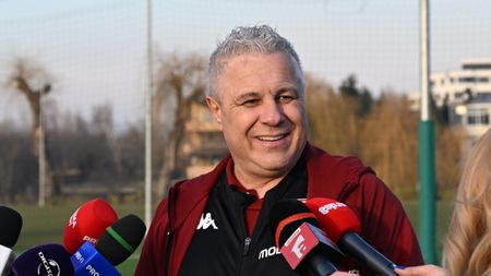 „Ați dormit, n-ați mirosit-o. Avem şi noi şmecheria noastră". Marius Şumudică a anunțat o revenire spectaculoasă la Rapid Bucureşti