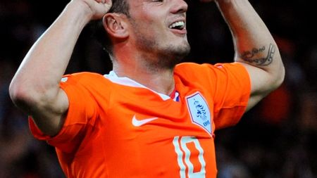 Sneijder: "Dansăm după finală, nu acum"