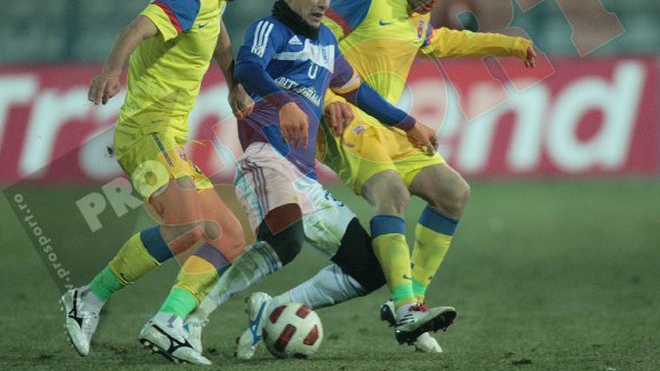 Craiova - Steaua, o umbră a derby-ului de altădată!** "Nici în țările arabe nu am văzut un meci așa prost"!