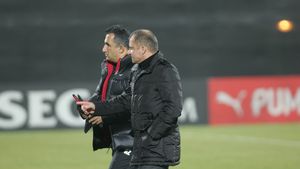Astra s-a apropiat iar de podium, după succesul cu Rapid. Dorinel Munteanu: "Scorul putea fi mai mare". De ce l-a exclus din lot pe Ben Youssef