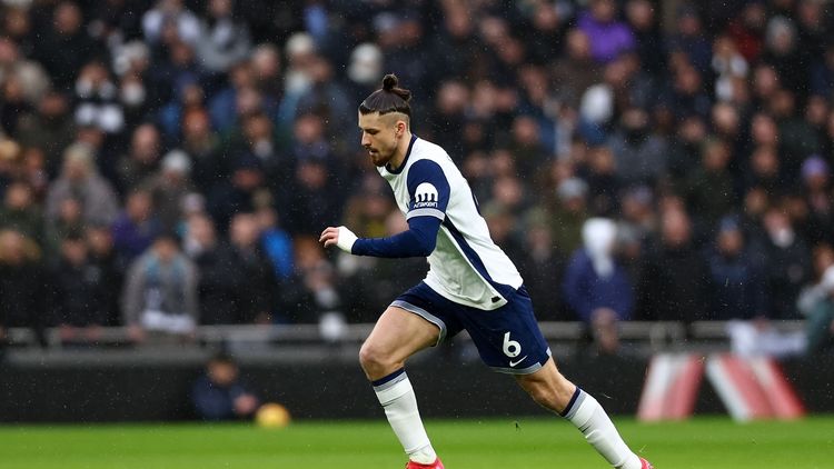 Tottenham a făcut anunțul despre Radu Drăgușin: „A ales să facă asta”
