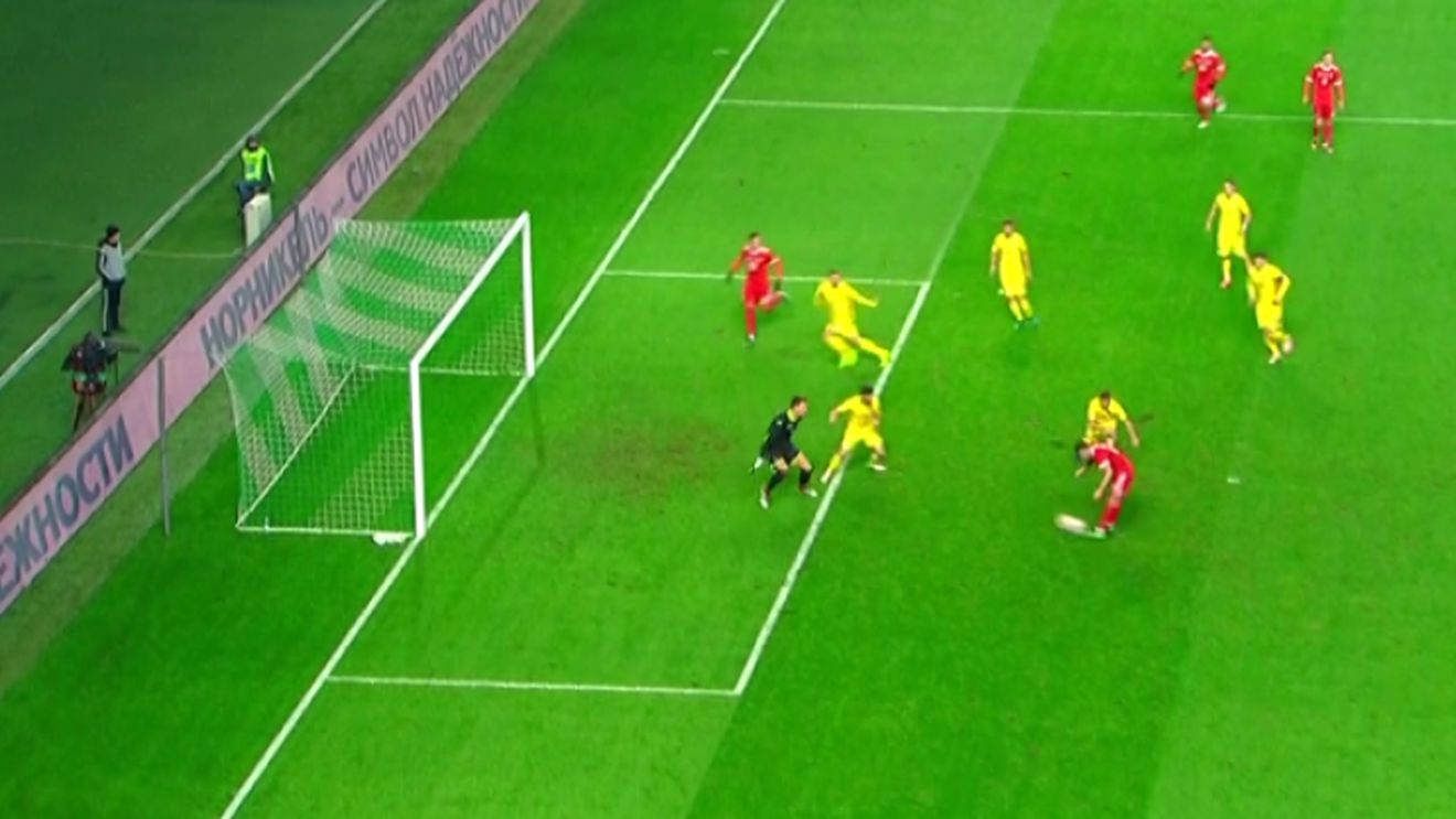Verdictul specialistului: rușii ne-au bătut după un gol neregulamentar! "Ofsaid din avion! E incredibil"
