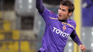 VIDEO** Mutu dezvăluie care a fost momentul carierei la Fiorentina: a înscris o "doppietta" de SENZAȚIE