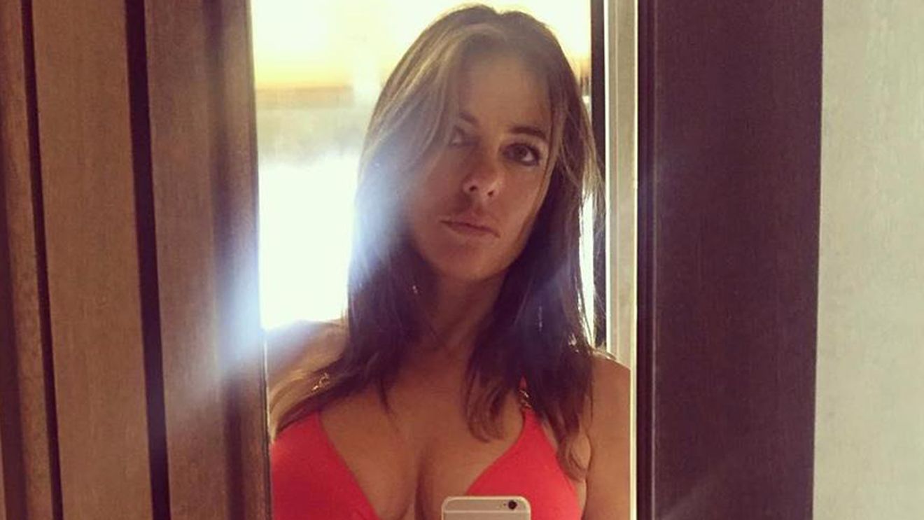 FOTO | Are 52 de ani, dar arată incredibil în costum de baie