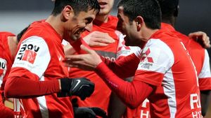 Strătilă și Curtean pe bancă, Rus mijlocaș dreapta! Alexe poate fi scos din echipă de un fost stelist!** Primul 11 cu care Dinamo atacă titlul