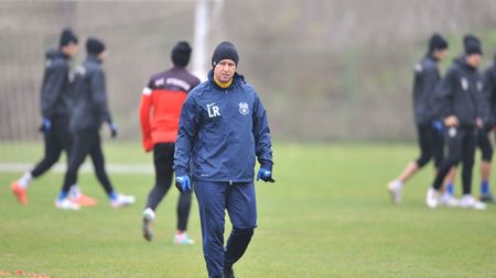 Vfb Stuttgart vine la București cu o echipă la pământ:** "Ar trebui să aibă o zi extraordinară ca să treacă de Steaua!" Reghe a gândit două formule de echipă: "Cu 3 fundași e mai bine" 