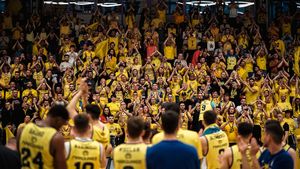 CSU Sibiu are imn - „Hai Sibiu! Hai CSU” va fi ascultat în premieră în pauza mare a jocului de joi seară, cu Rapid