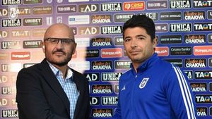 Adrian Mititelu le răspunde contestatarilor! Patronul de la FCU Craiova e mândru că noul său antrenor a fost mecanic de locomotivă: „Eu am fost ospătar, bucătar și brutar!” | VIDEO