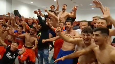 FCSB - Dinamo 6-0 | „Câinii”, umiliți în fața a peste 35.000 de spectatori! Jucătorii lui Edi Iordănescu au făcut show în vestiar | VIDEO