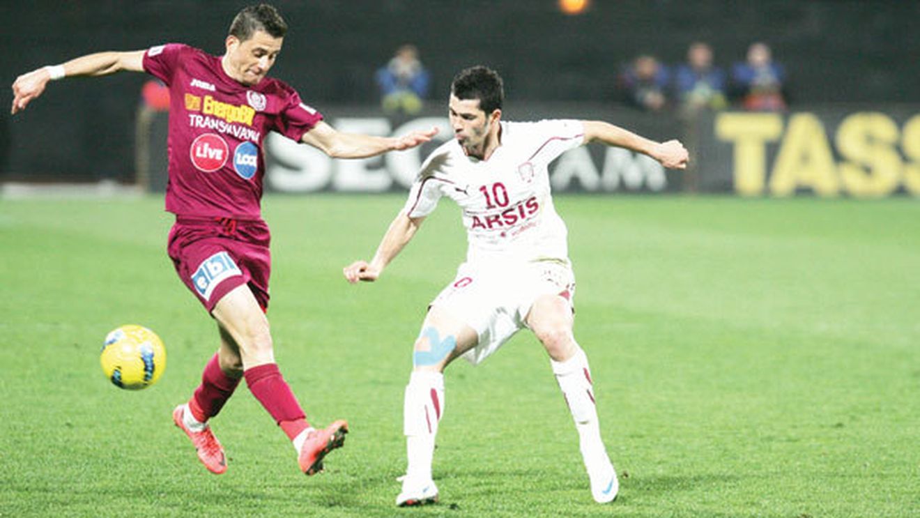 Complexul Rapid!** Giuleștenii au demis doi antrenori ai celor de la CFR