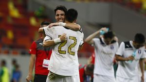 Niculae, după tragerea la sorți: "Dumnezeu a fost echilibrat!" Cum vede "dubla" Astra - Maccabi