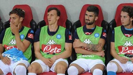 Chiricheș pleacă de la Napoli. Carlo Ancelotti l-a inclus pe căpitanul naționalei pe lista neagră, dar un alt club din Serie A îi sare în ajutor