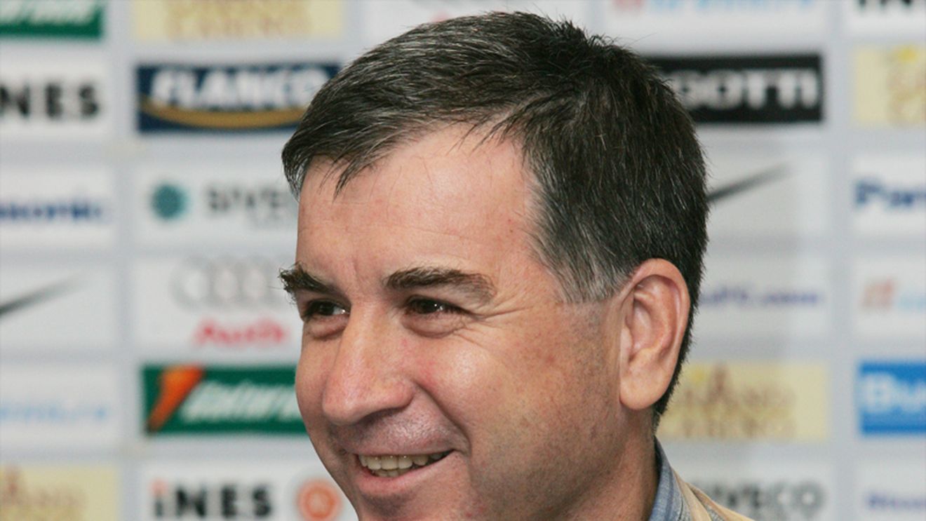 Argăseală: "Nu există atacant ca Arthuro în România"