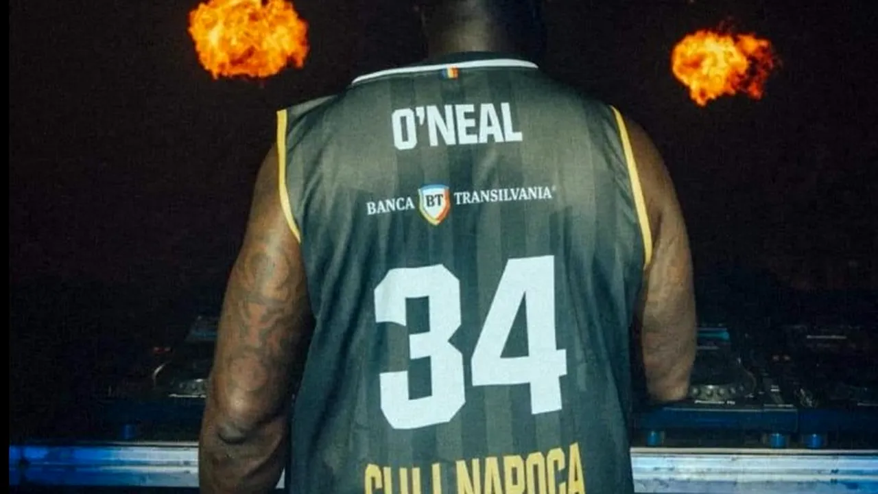 Shaquille O'Neal, show la Electric Castel! A dansat în tricoul campioanei U BT Cluj Napoca în aplauzele fanilor. VIDEO