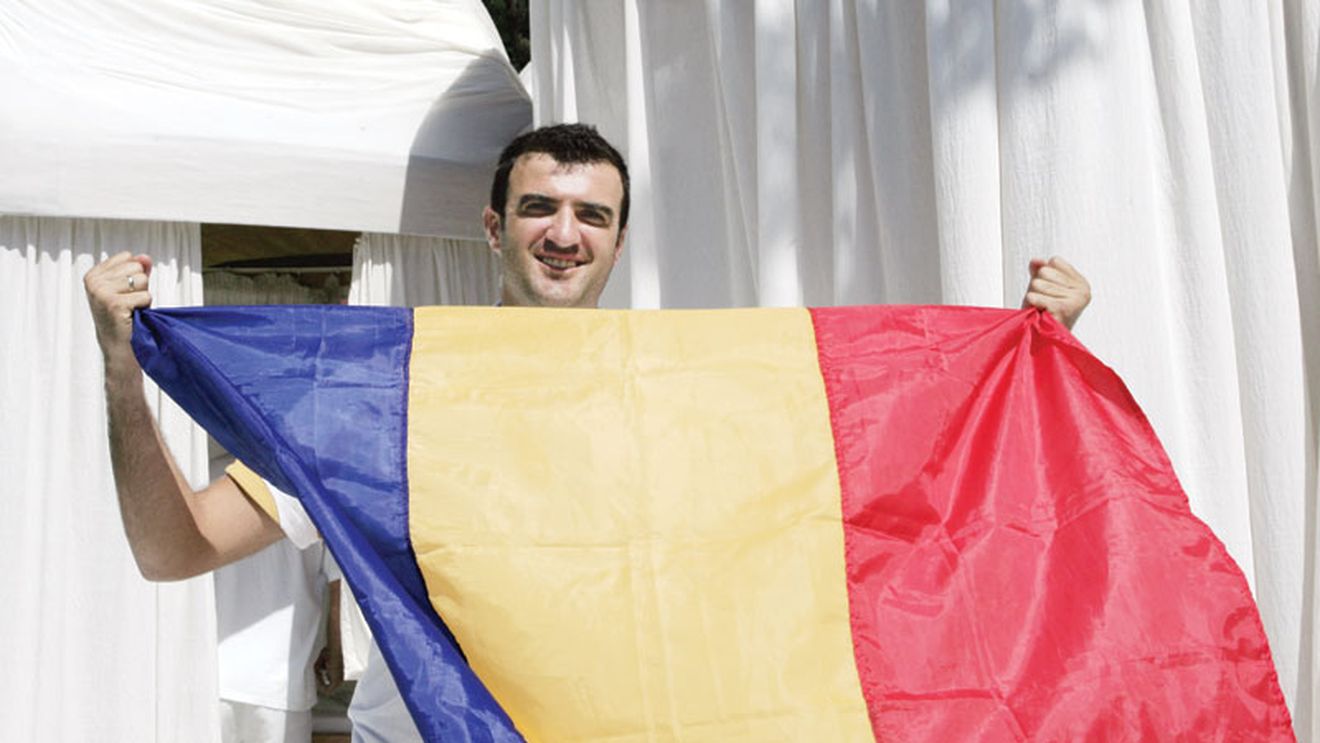 "Suntem slabi** în apărare"