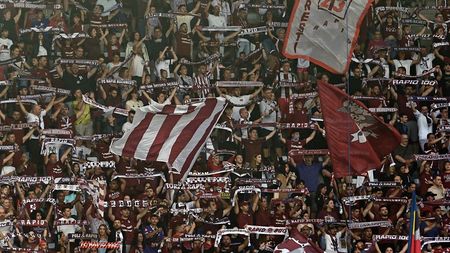 Vizită surpriză la Rapid, chiar în ziua meciului cu U Cluj. Fanii au exultat pe platformele sociale: „Unicul!” | FOTO