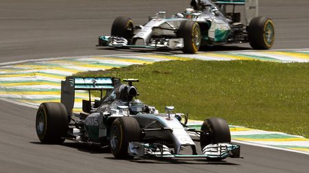 CALCULE | Cum poate pierde Hamilton titlul în Formula 1. Britanicul are 17 puncte în fruntea clasamentului înainte de ultima etapă