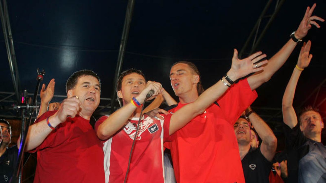 "Aveam nevoie de unul ca Meme! Argăseală nu știe să se certe!"**