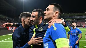 Presa din Cipru l-a transformat în erou pe Elias Charalambous. Ce scriu jurnaliștii ciprioți despre titlul câștigat cu FCSB