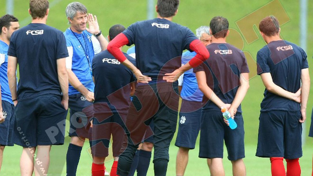 'Jucătorii sunt liberi să facă ce vor în timpul liber **atâta timp cât dau 100% pe teren'