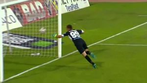 „Cine nu are bătrâni să-şi cumpere”. Înlocuitorul lui Răzvan Pleșca, primă repriză „horror” în meciul FC Botoșani-Gaz Metan Mediaș