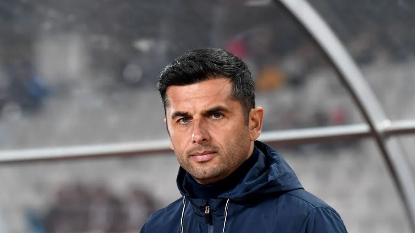 „Dică fără frică”, sfătuit să-și dea „două palme” înainte de a prelua o nouă echipă din Superliga! Declarații dure la adresa antrenorului: „S-a dus disperat! Văd că e perserverent, dar să nu sară din lac în puț”